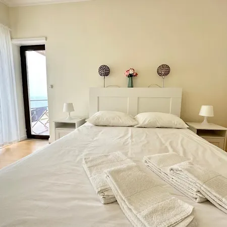 Deluxe Oceanfront - Vue Sur La Lägenhet *